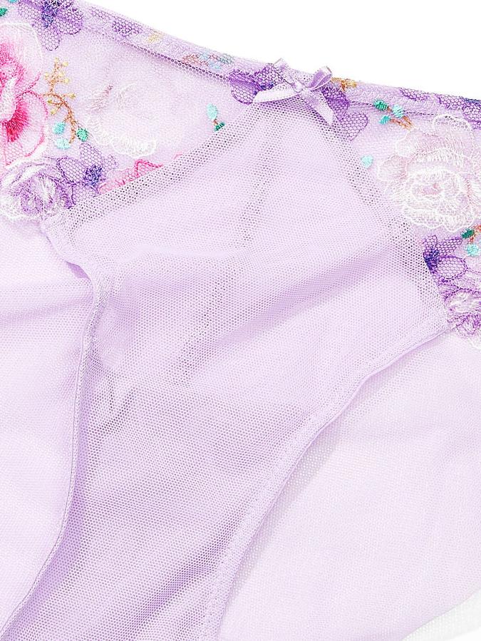 Floral Embroidery Cheekini Panty image number 3