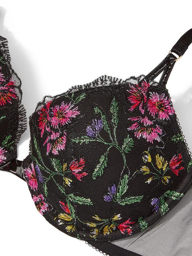 Embroidered Push-Up Bra image number 3