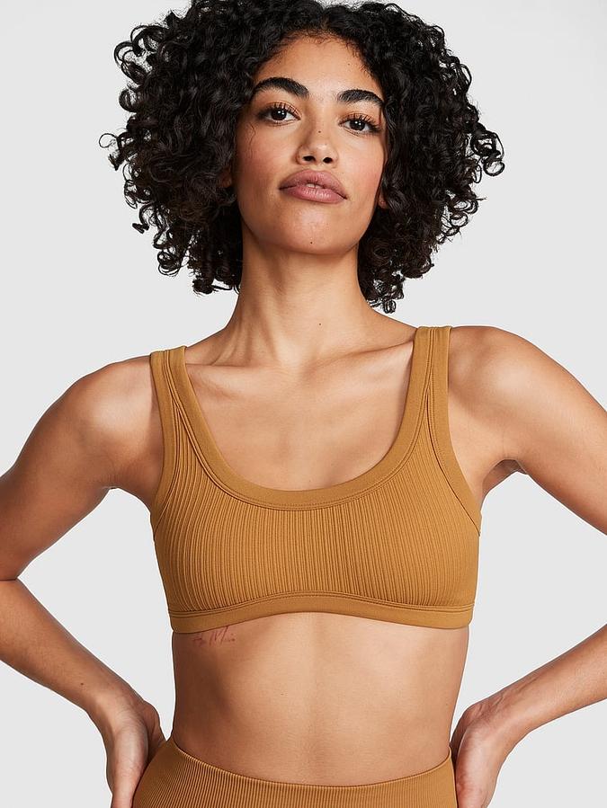 The Wave Soft Seamless Sports Bra image number 0