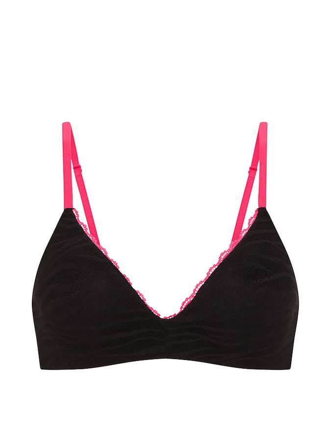 Wear Everywhere&trade; Lightly Lined Wireless Bra image number 2