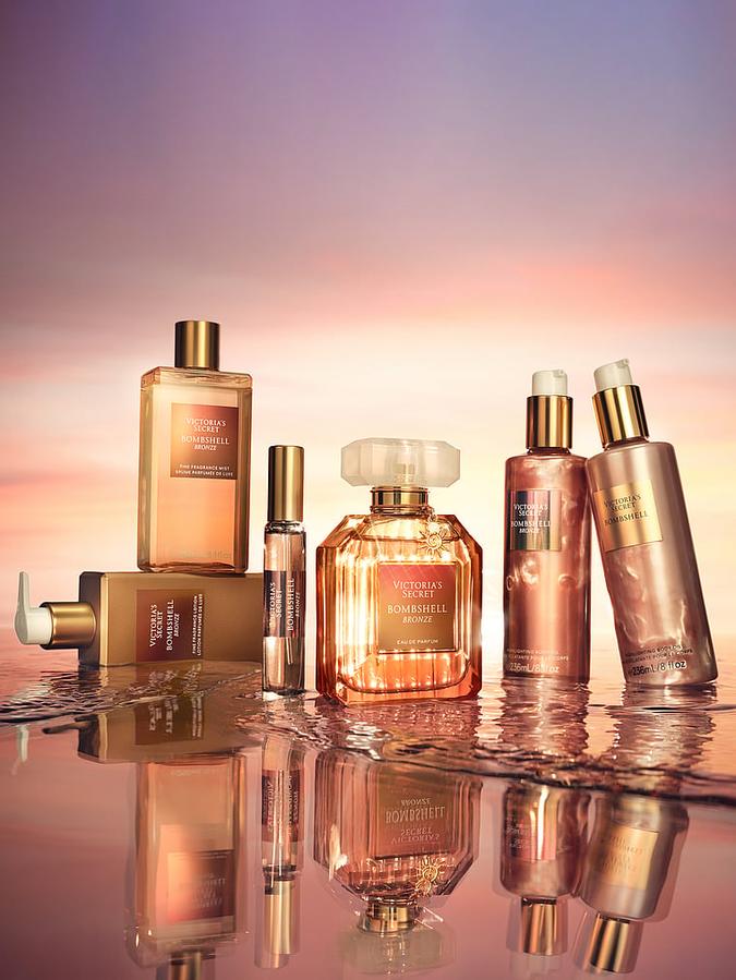 Bombshell Bronze Fine Fragrance Lotion image number 2