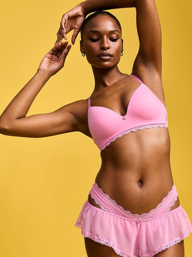 Smooth & Lace Wireless Push-Up Bra image number 3