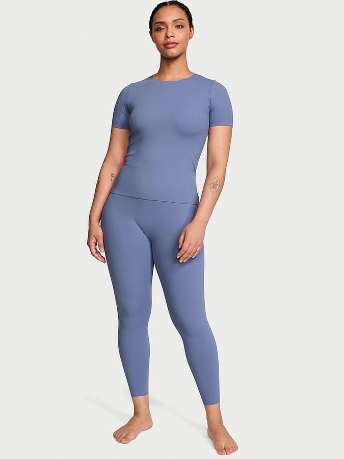 VS Elevate Tee image number 3