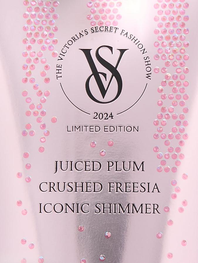 Pure Seduction Victoria's Secret Fashion Show '24 Runway Shine Fragrance Lotion image number 1