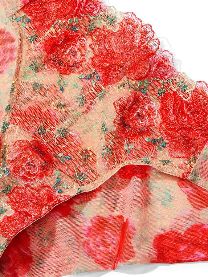 Floral Embroidery Cheekini Panty image number 3