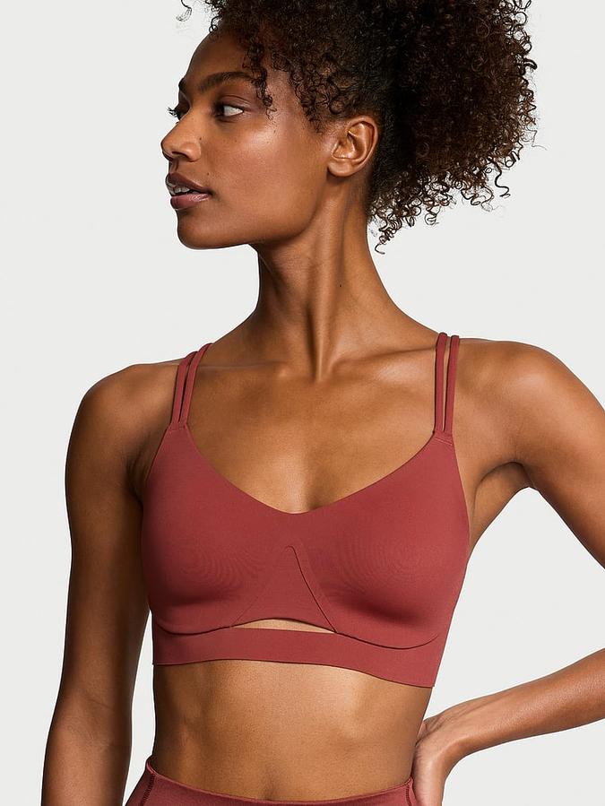 VSX Elevate&trade; Strappy-Comfort Sports Bra