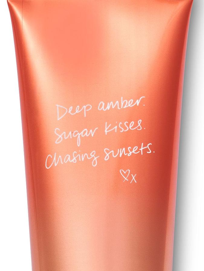 Amber Romance Nourishing Fragrance Lotion image number 1