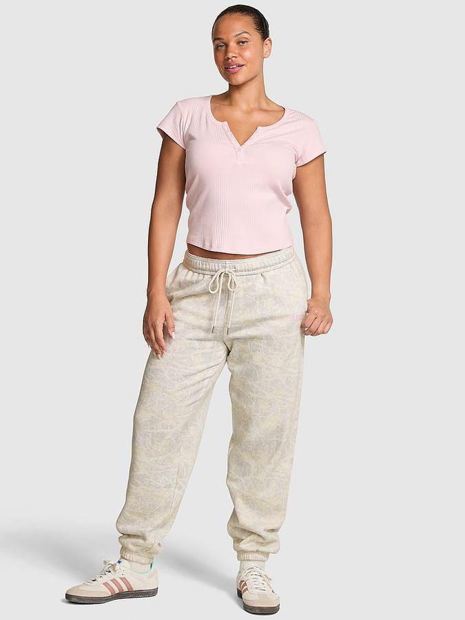 Ivy Fleece Campus Sweatpants image number 0
