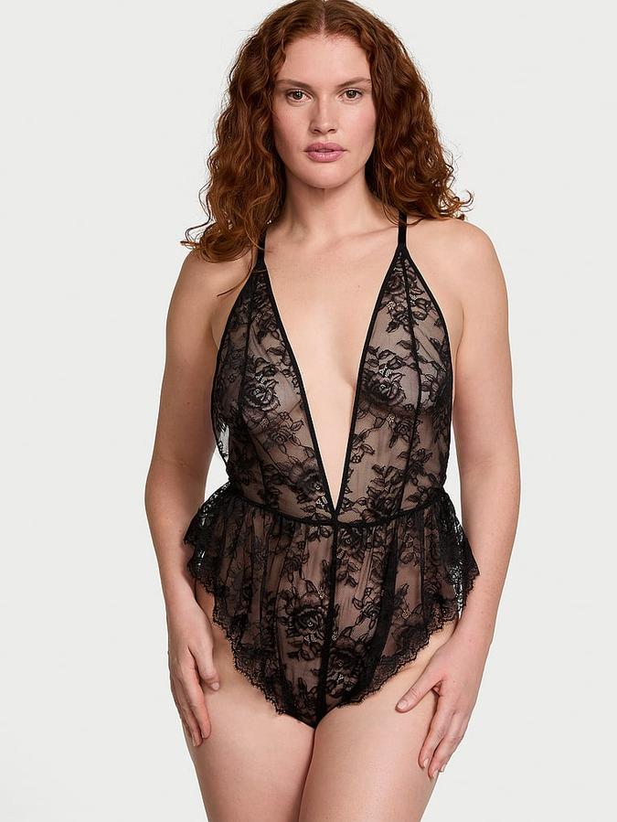 Rose Lace Plunge Flutter Romper image number 0