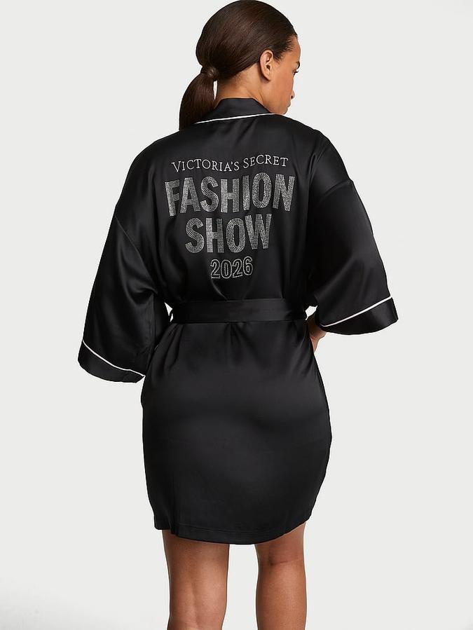 Signature Satin Short Piped Robe image number 2