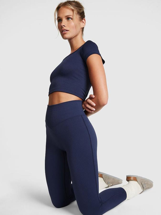 Seamless Rib Short-Sleeve Crop Top image number 3