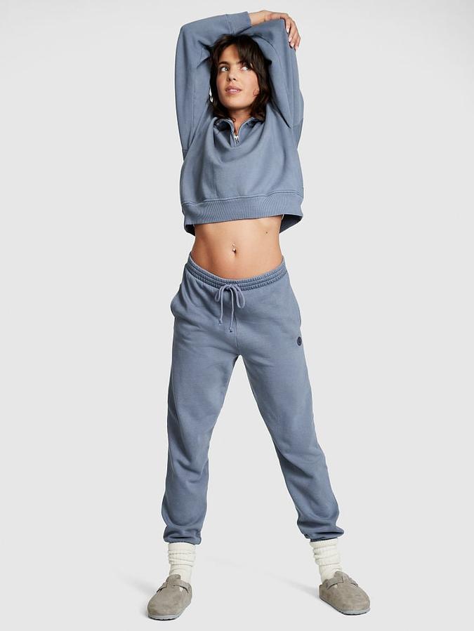 Premium Fleece Half-Zip Sweatshirt image number 3