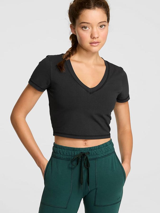 All-Day Cotton V-Neck Cropped Tee image number 0