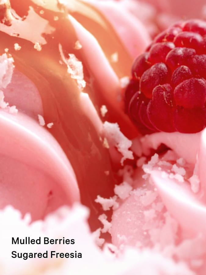 Pure Seduction Brulee Fragrance Lotion image number 2