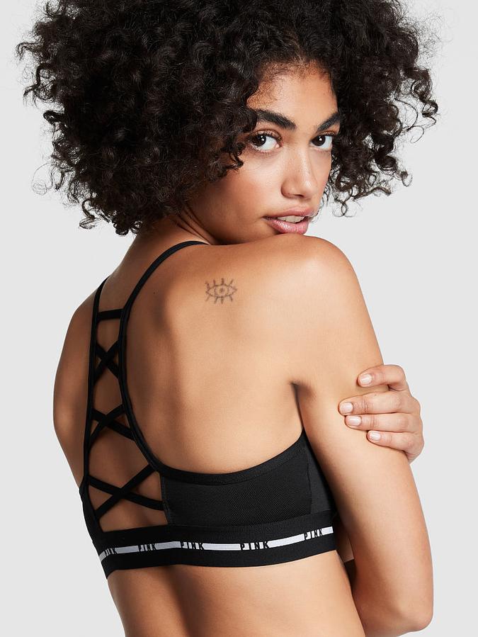 Ultimate Lightly Lined Sports Bra image number 1