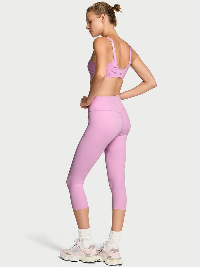VSX Elevate&trade; Capri Legging