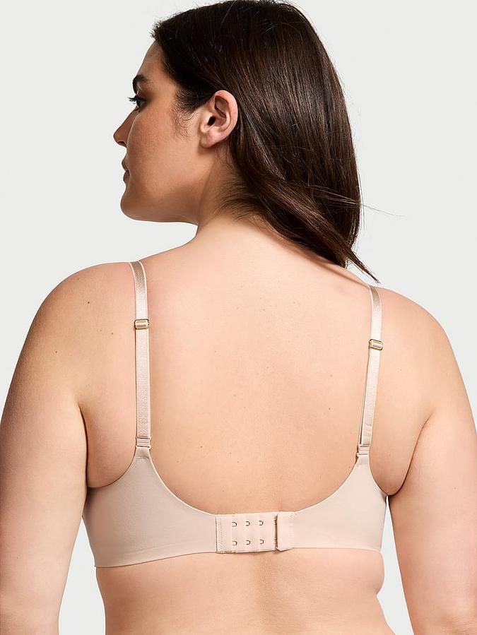 Smooth Wireless Push-Up Plunge Bra image number 1