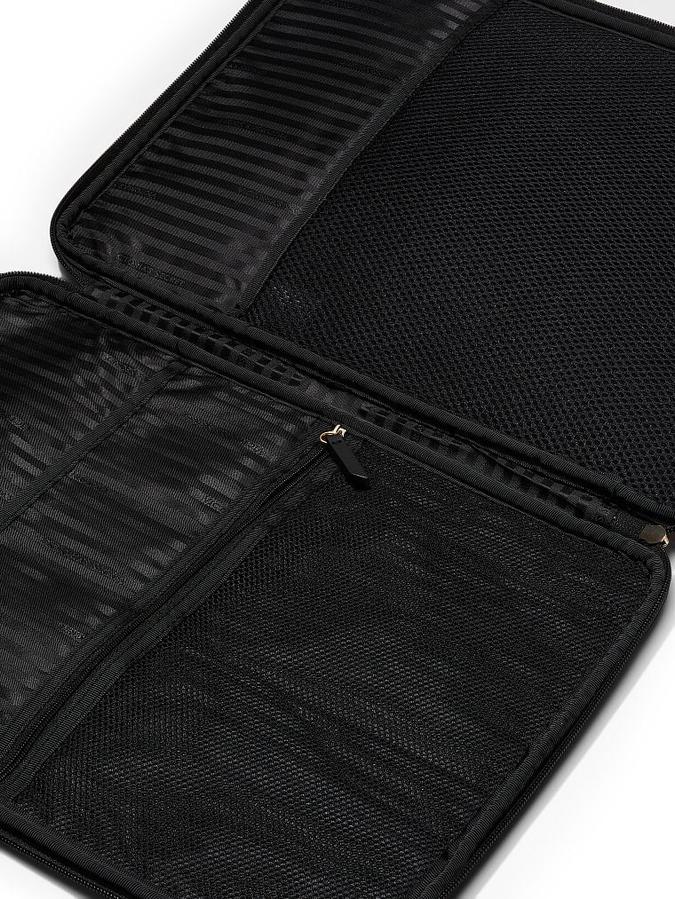 The Victoria Laptop Sleeve Iconic Stripe Iconic Stripe image number 2
