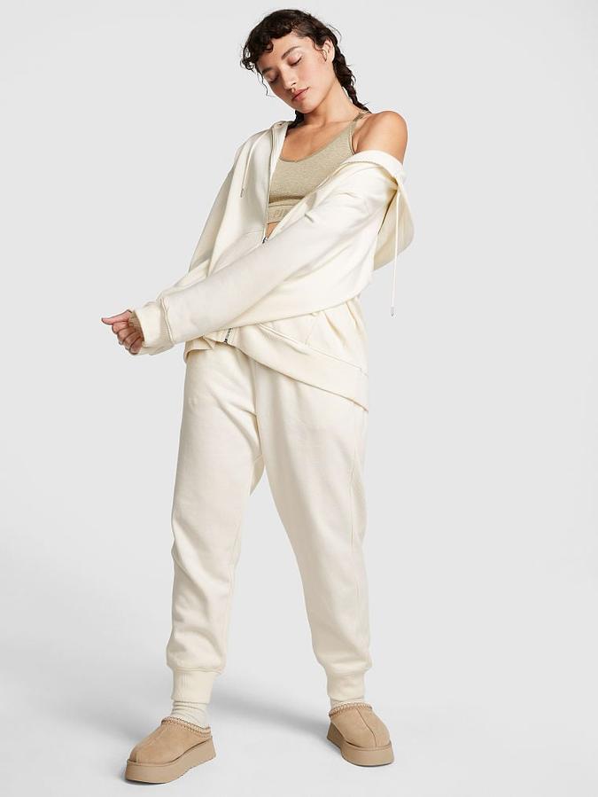 Premium Fleece Oversized Zip-Up Hoodie image number 3