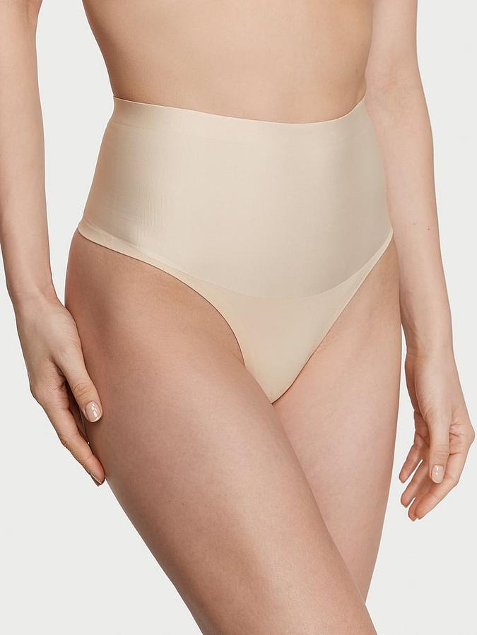 Smoothing Shimmer Thong Panty image number 0