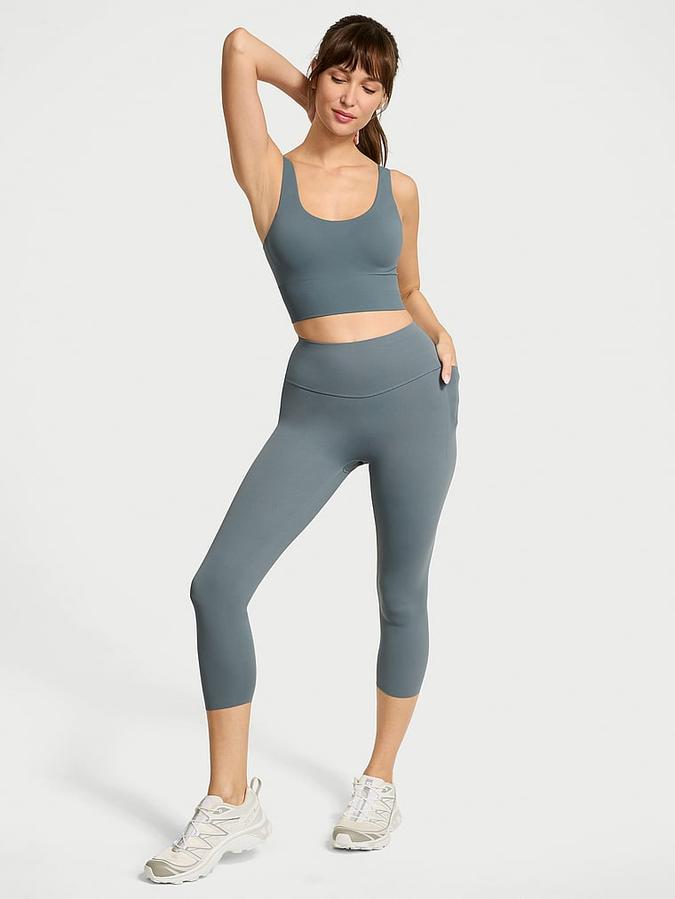 VSX Elevate™ Capri Legging image number 0