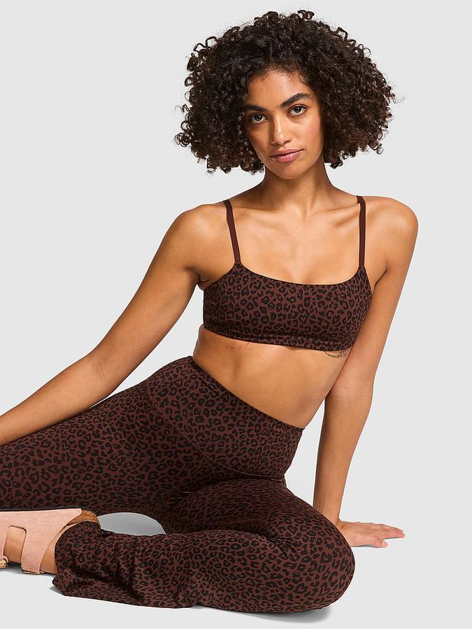Relay Square-Neck Sports Bra image number 0