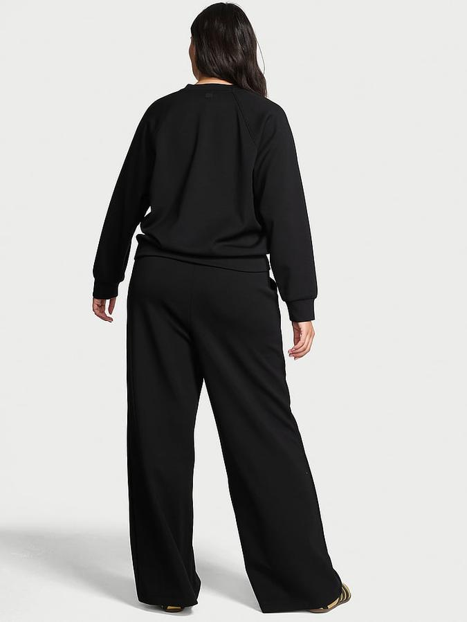 VSX Winter Featherweight Knit 2-Piece Lounge Set