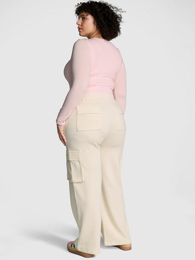 Ivy Fleece Wide-Leg Cargo Sweatpants image number 1