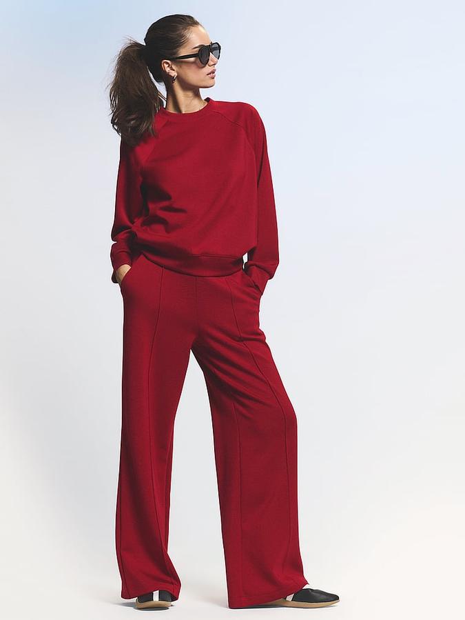 VSX Winter Featherweight Knit 2-Piece Lounge Set image number 2