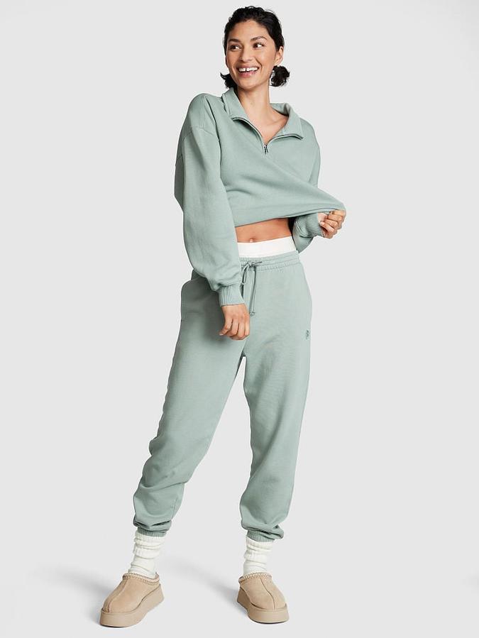 Premium Fleece Half-Zip Sweatshirt image number 3