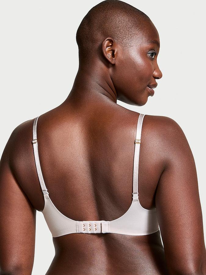 Smooth Wireless Push-Up Plunge Bra image number 1