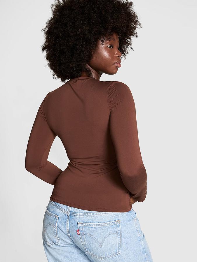 Base Stretch Long-Sleeve Tee image number 1
