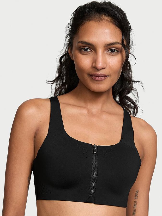New Style! Featherweight Max Front-Close Sports Bra image number 0
