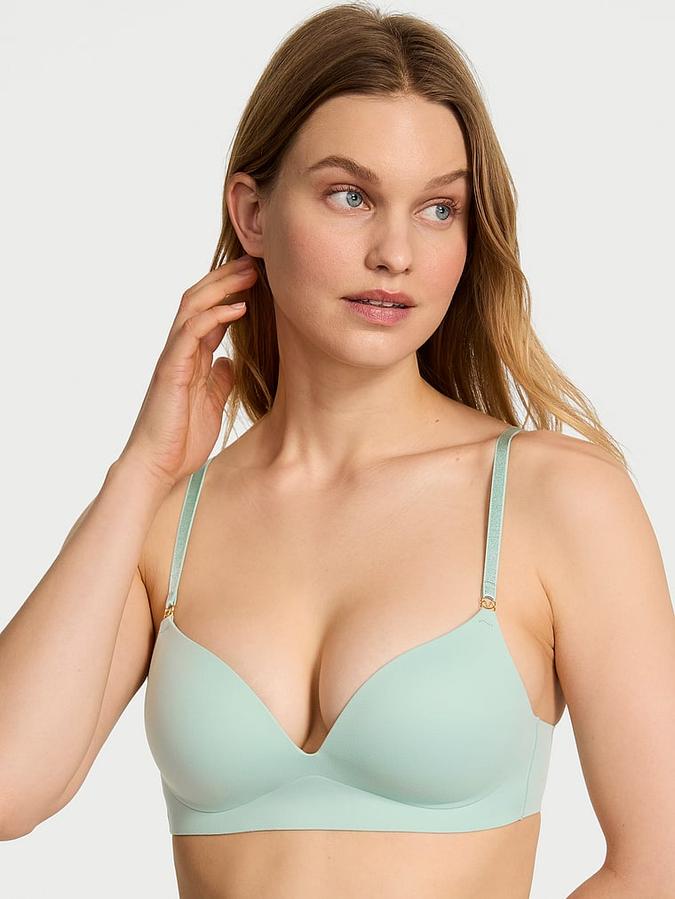 Smooth Wireless Push-Up Plunge Bra image number 0