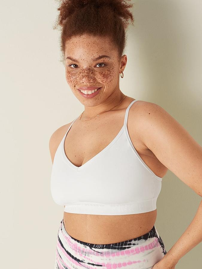 Ultimate Lightly Lined Sports Bra image number 0