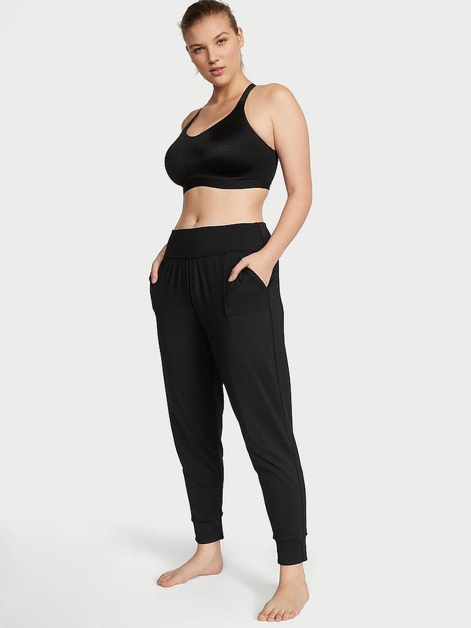 Lightweight Mesh Sports Bra image number 3