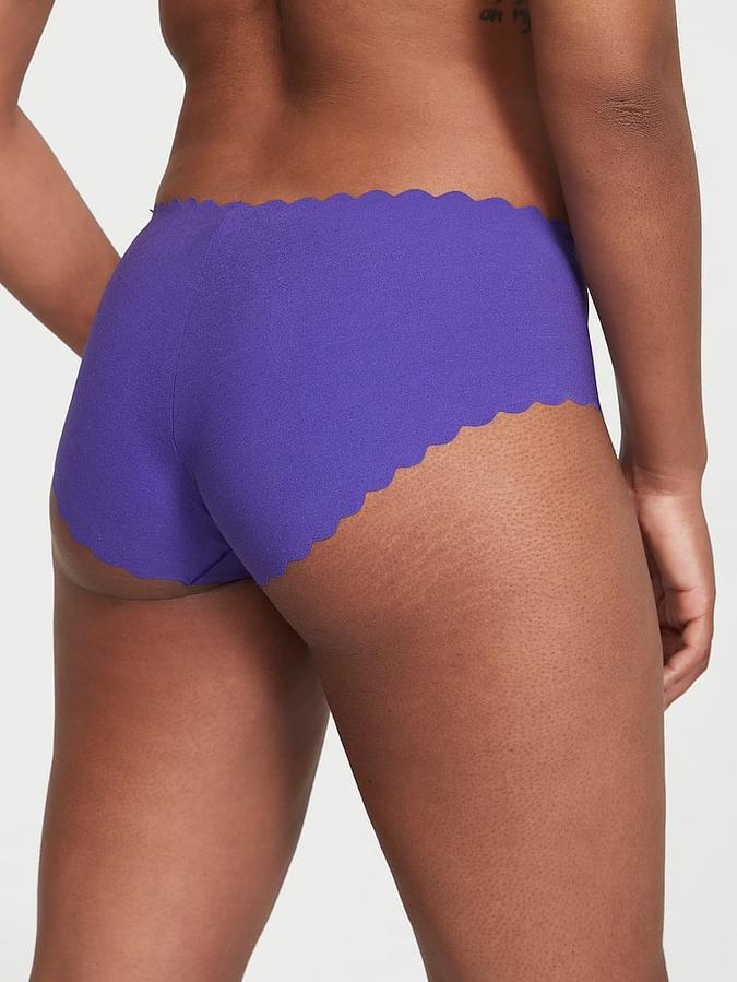 No-Show Scallop Hiphugger Panty image number 1