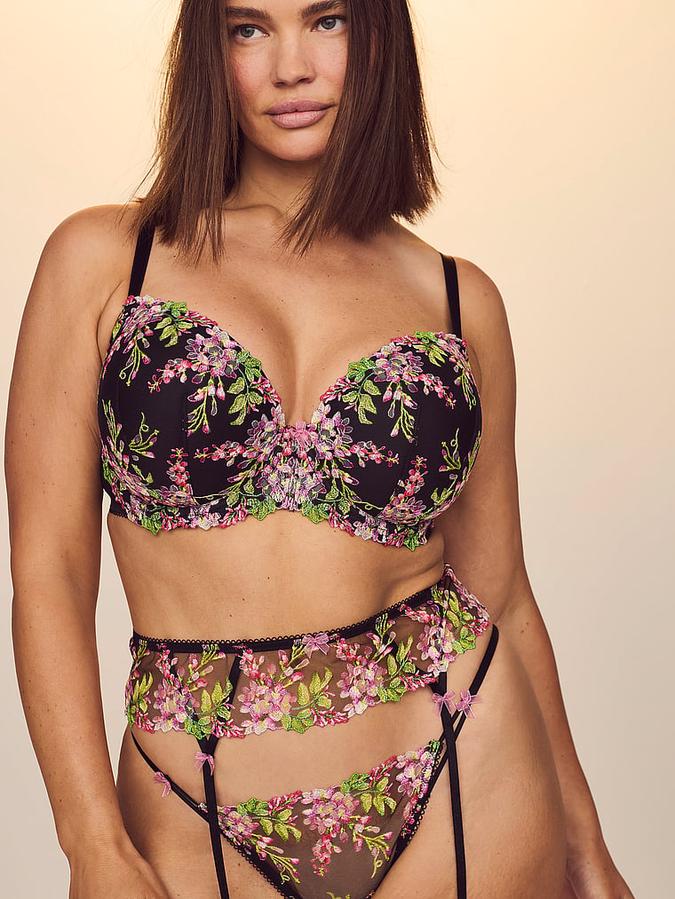 Wisteria Embroidery Lightly Lined Demi Bra image number 2