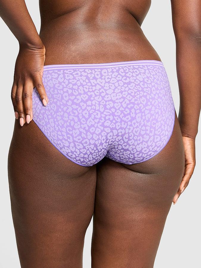 Seamless Bikini Panty image number 1