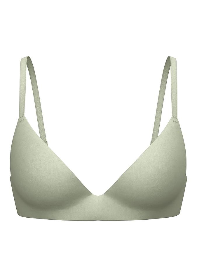 Wear Everywhere Lightly Lined Wireless Bra image number 2