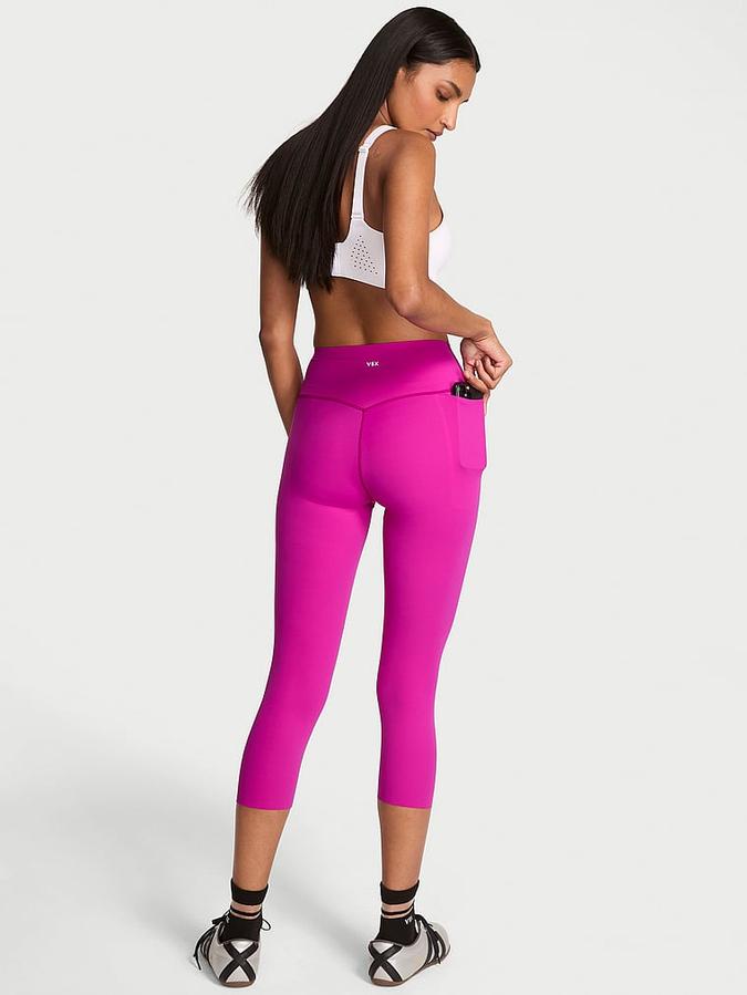 VSX Elevate&trade; Capri Legging