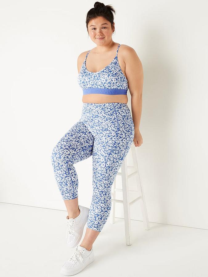 Ultimate Lightly Lined Sports Bra image number 0