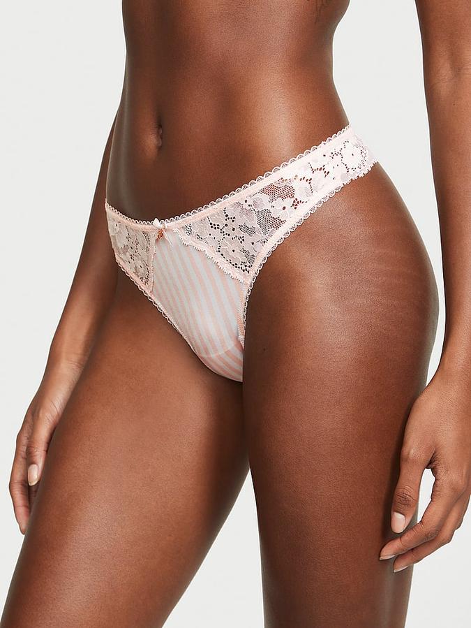 Smooth & Lace Thong Panty