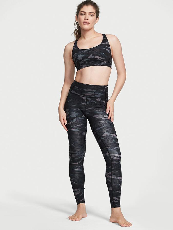 Essential Strappy Sports Bra image number 3