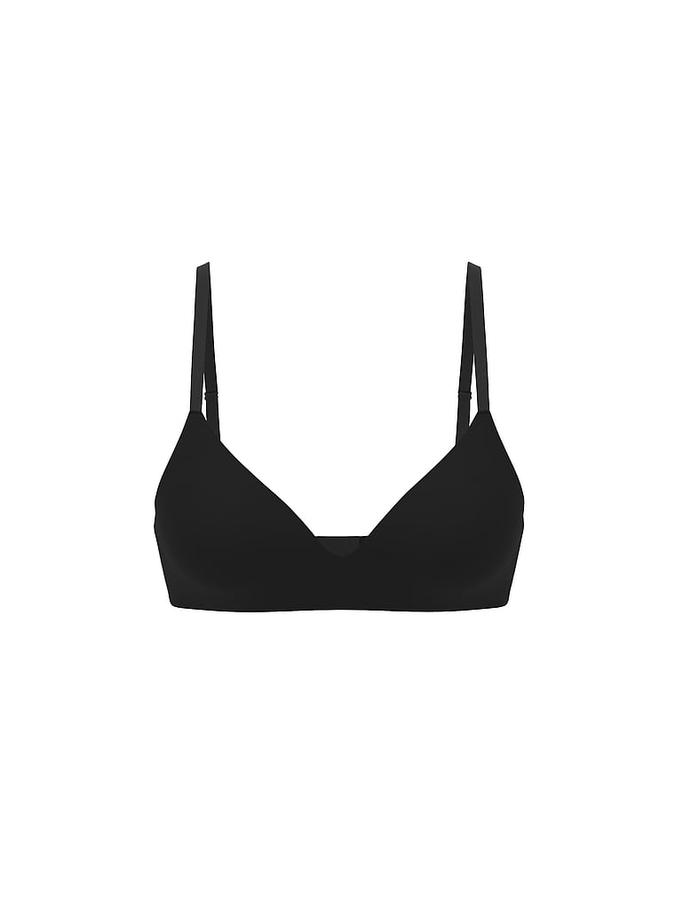Smooth Lightly Lined Wireless Bra image number 2