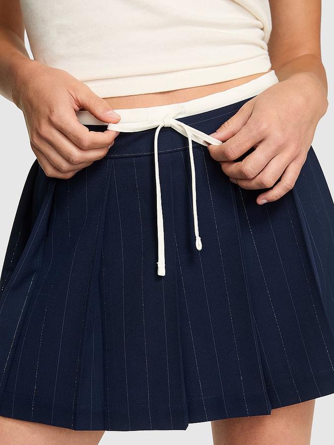 On-the-Go Low-Rise Pleated Skirt image number 4