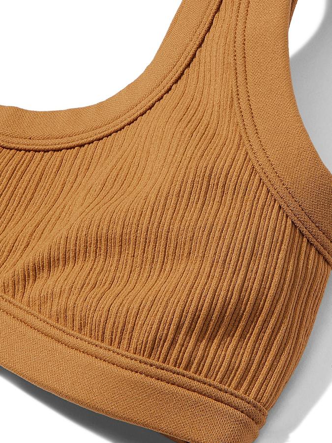 The Wave Soft Seamless Sports Bra image number 3