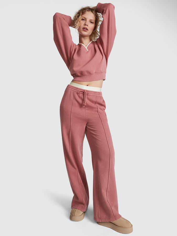 Premium Fleece V-Neck Pullover image number 3
