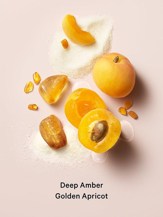 Amber Romance Body Lotion image number 3