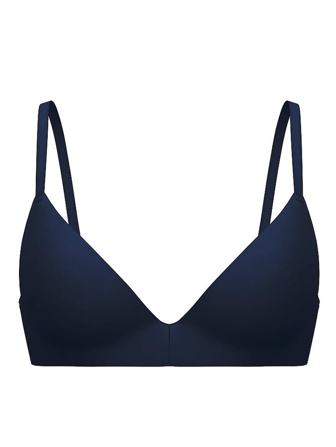 Wear Everywhere Lightly Lined Wireless Bra image number 2